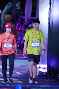 BIB: 4675, 4637
                            <button type="button" onclick="openModal(26260978)" class="btn btn-primary btn-sm float-right btn-popup" data-toggle="modal" data-target=".modal-high-quality">
                        <i class="fas fa-shopping-cart"></i> Add to Cart
                    </button>
                                            <button type="button" onclick="isThisMe(26260978, true)" class="btn btn-success btn-sm float-right btn-popup btn-isme hidden" data-toggle="tooltip" data-placement="bottom" title="นี่คือรูปของคุณใช่ไหม คลิกที่นี่เพื่อเอาเข้าอัลบั้ม">
                        <i class="fas fa-plus"></i> Add to album
                    </button>
                    <button type="button" onclick="isThisMe(26260978, false)" class="btn btn-warning btn-sm float-right btn-popup btn-isnotme hidden">
                        <i class="fas fa-ban"></i> Remove from album
                    </button>